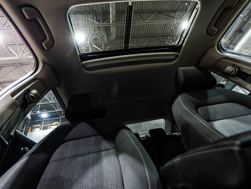 Honda Civic Sedan EX 2022 à , Québec - 18 - w1024h768px