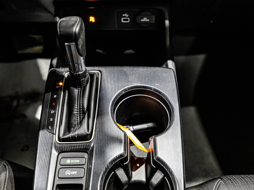 Honda Civic Sedan LX 2022 à , Québec - 24 - w1024h768px