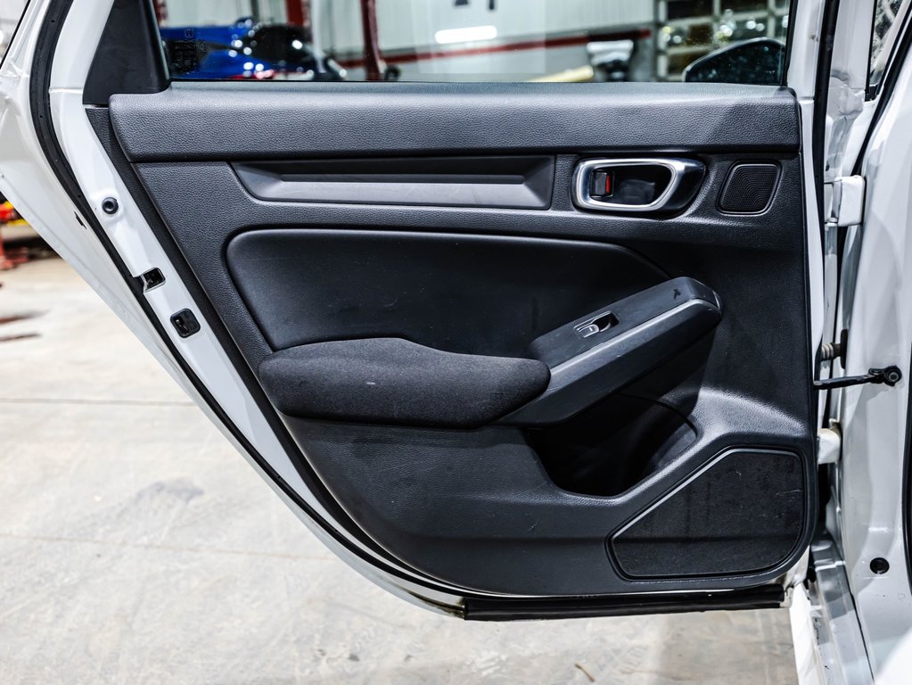 Honda Civic Sedan LX 2022 à , Québec - 12 - w1024h768px