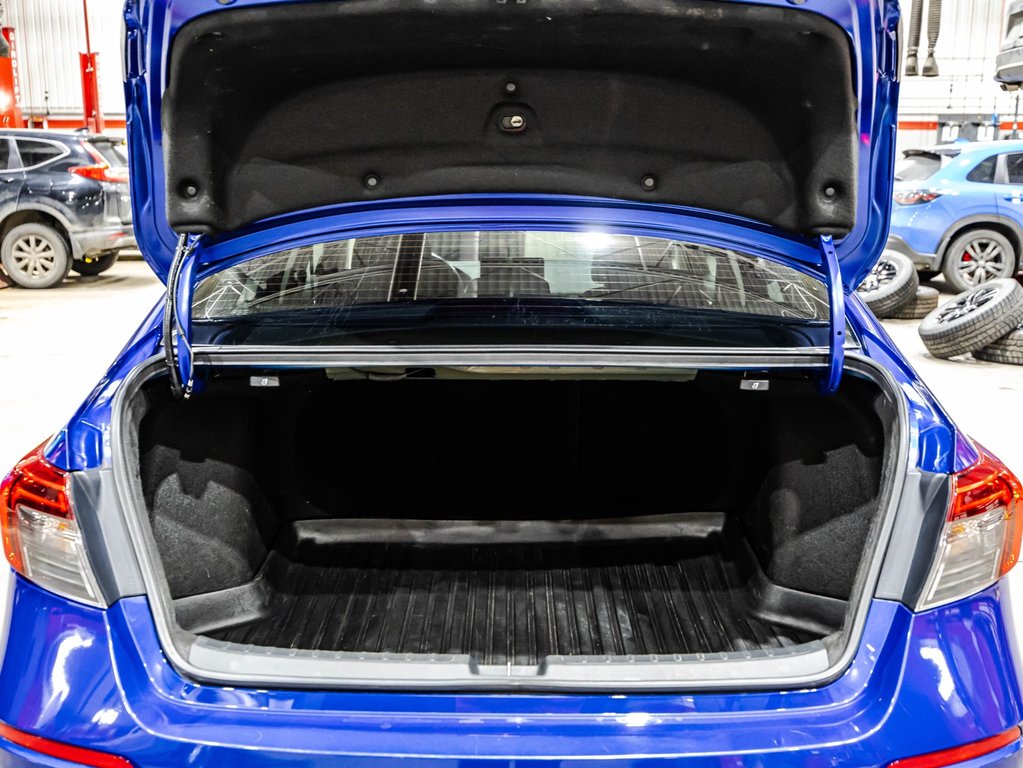 Honda Civic Sedan EX 2022 à , Québec - 15 - w1024h768px