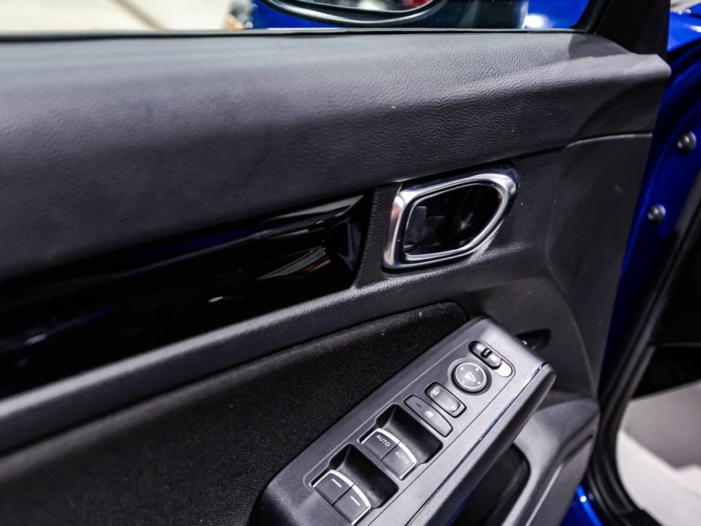 Honda Civic Sedan EX 2022 à , Québec - 11 - w1024h768px