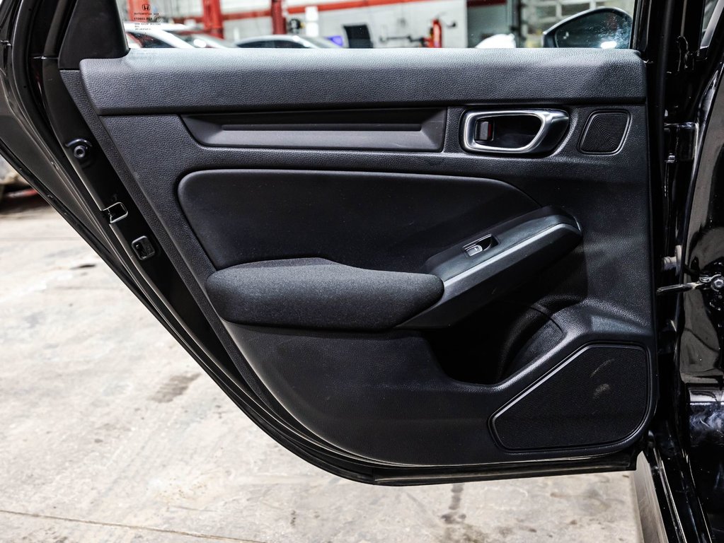 Honda Civic Sedan LX 2022 à , Québec - 12 - w1024h768px