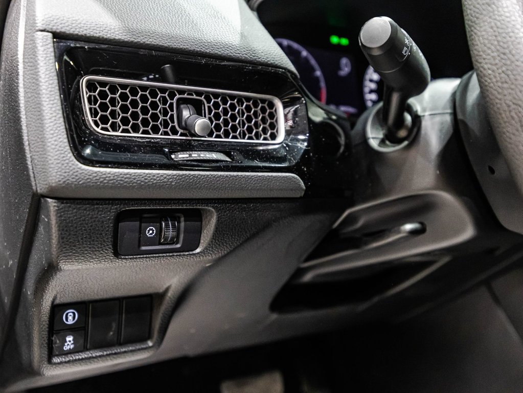 Honda Civic Sedan LX 2022 à , Québec - 20 - w1024h768px