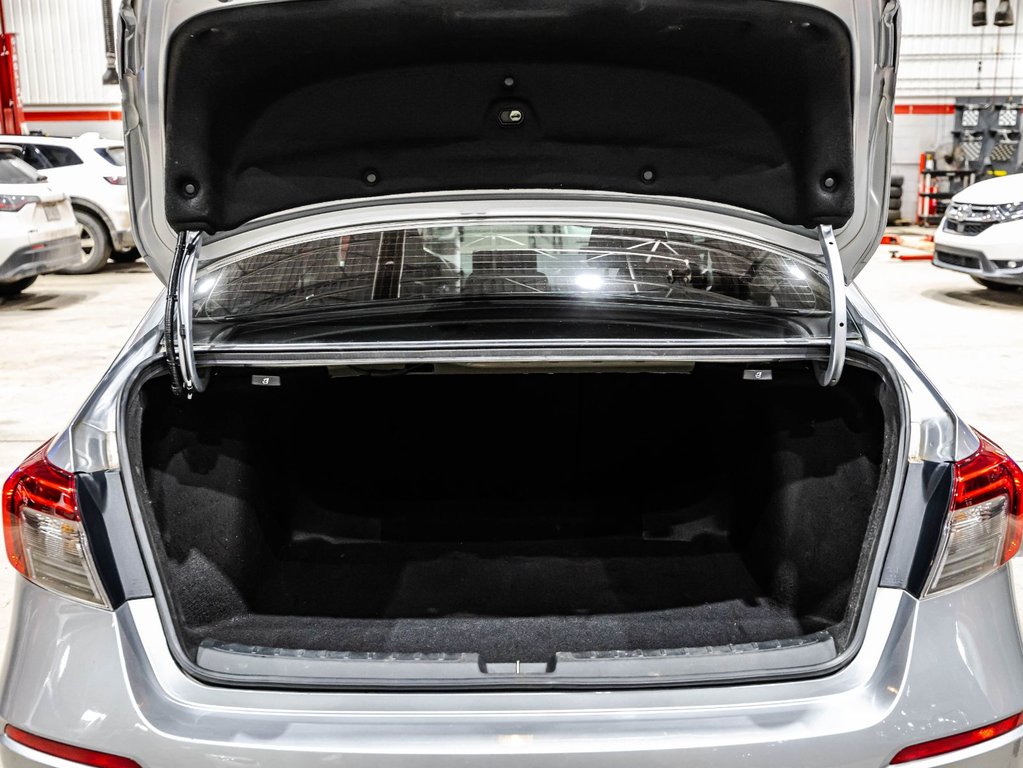 Honda Civic Sedan EX 2022 à , Québec - 15 - w1024h768px