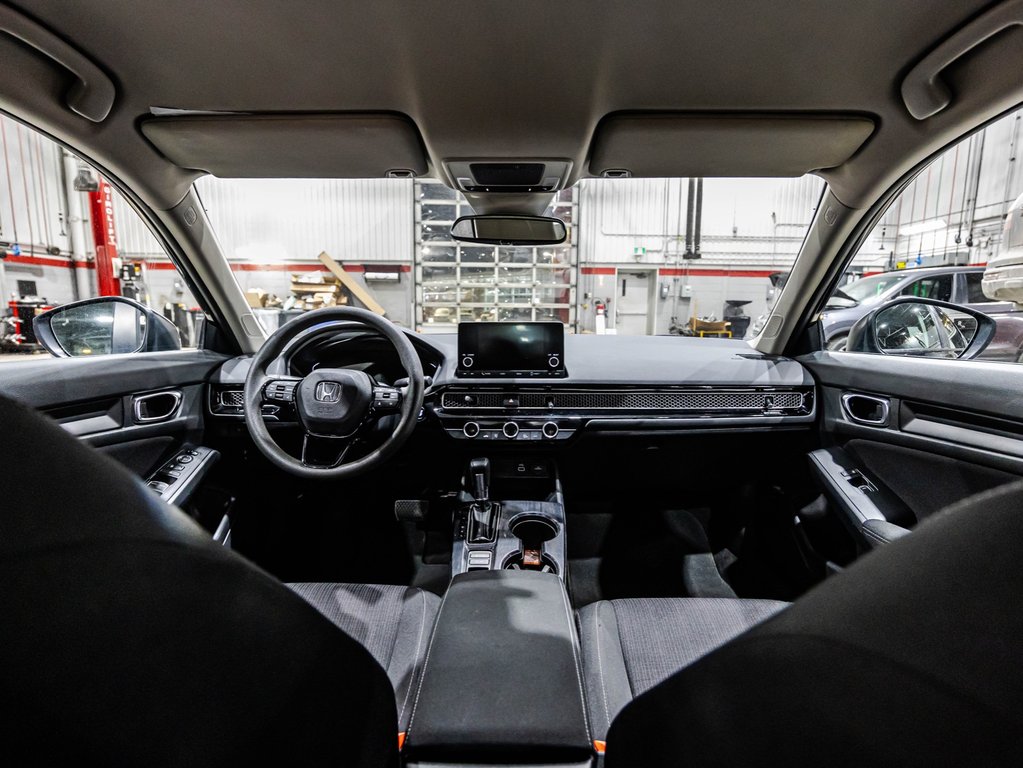 Honda Civic Sedan LX 2022 à , Québec - 14 - w1024h768px