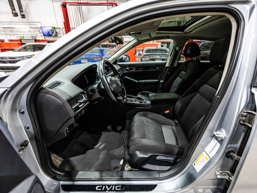 Honda Civic Sedan EX 2022 à , Québec - 19 - w1024h768px