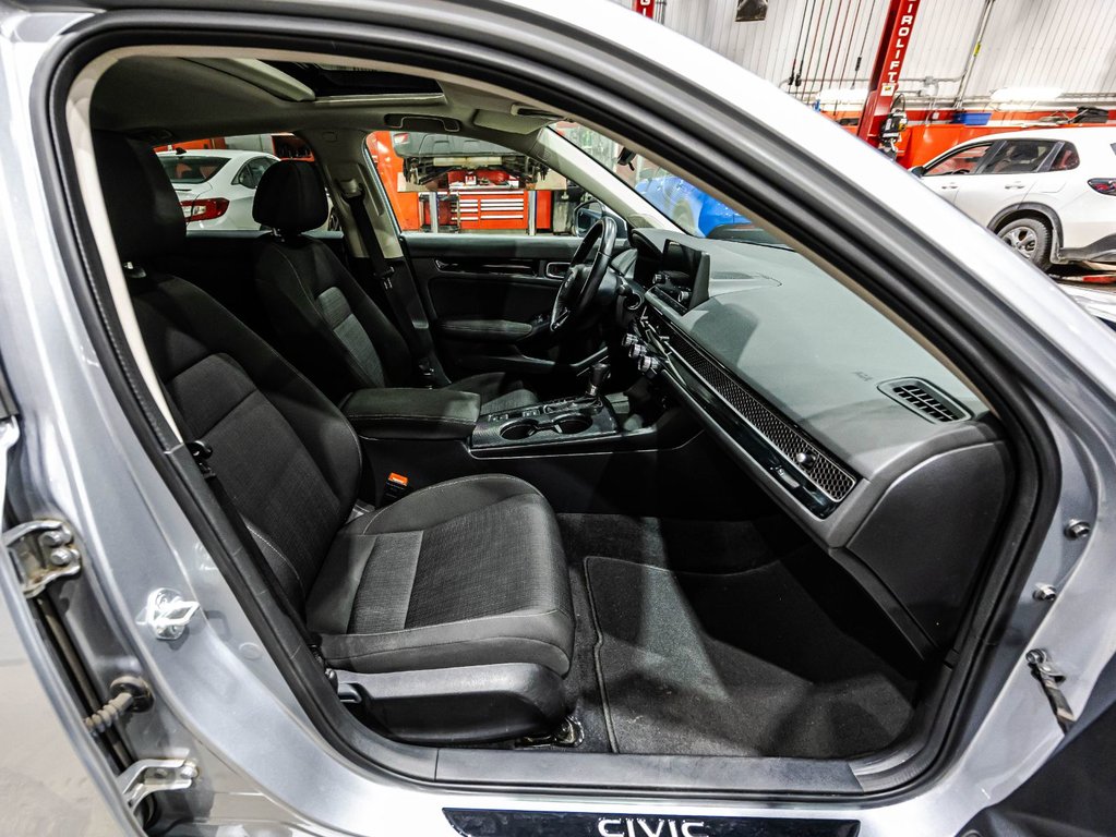 Honda Civic Sedan EX 2022 à , Québec - 17 - w1024h768px