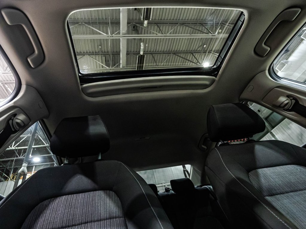 Honda Civic Sedan EX 2022 à , Québec - 18 - w1024h768px