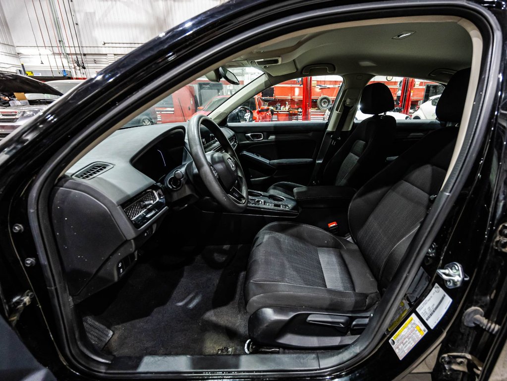 2022 Honda Civic Sedan LX in Montréal, Quebec - 18 - w1024h768px