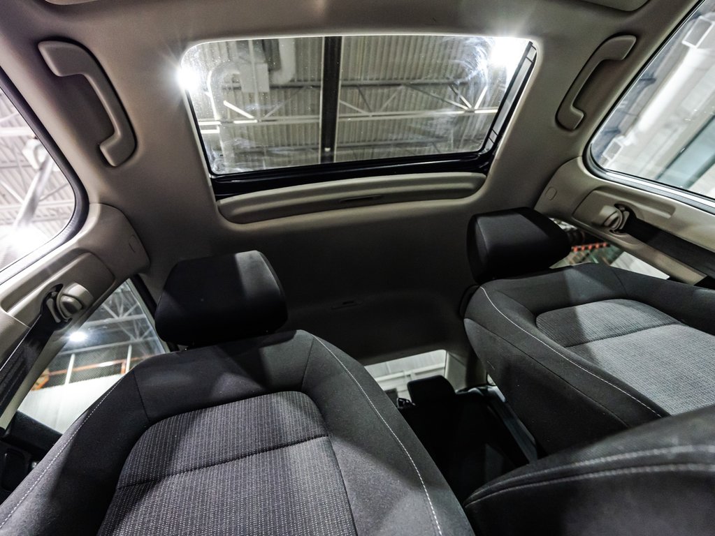 2023 Honda Civic Sedan EX in Montreal, Quebec - 18 - w1024h768px