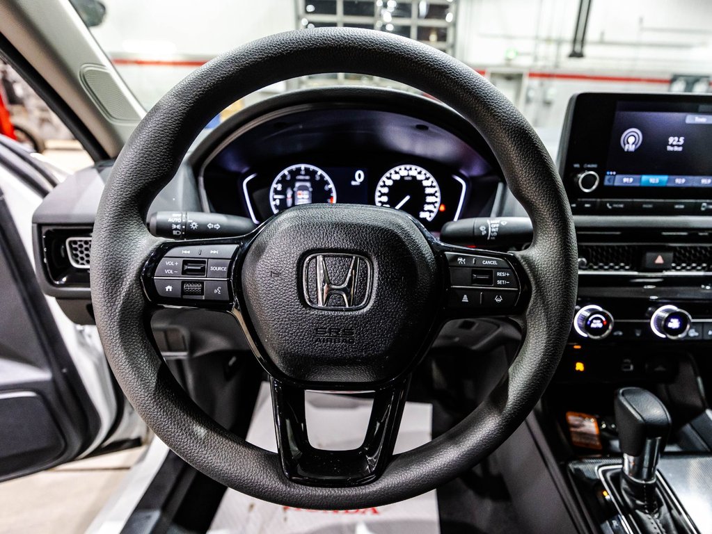Honda Civic Sedan LX 2023 à , Québec - 21 - w1024h768px