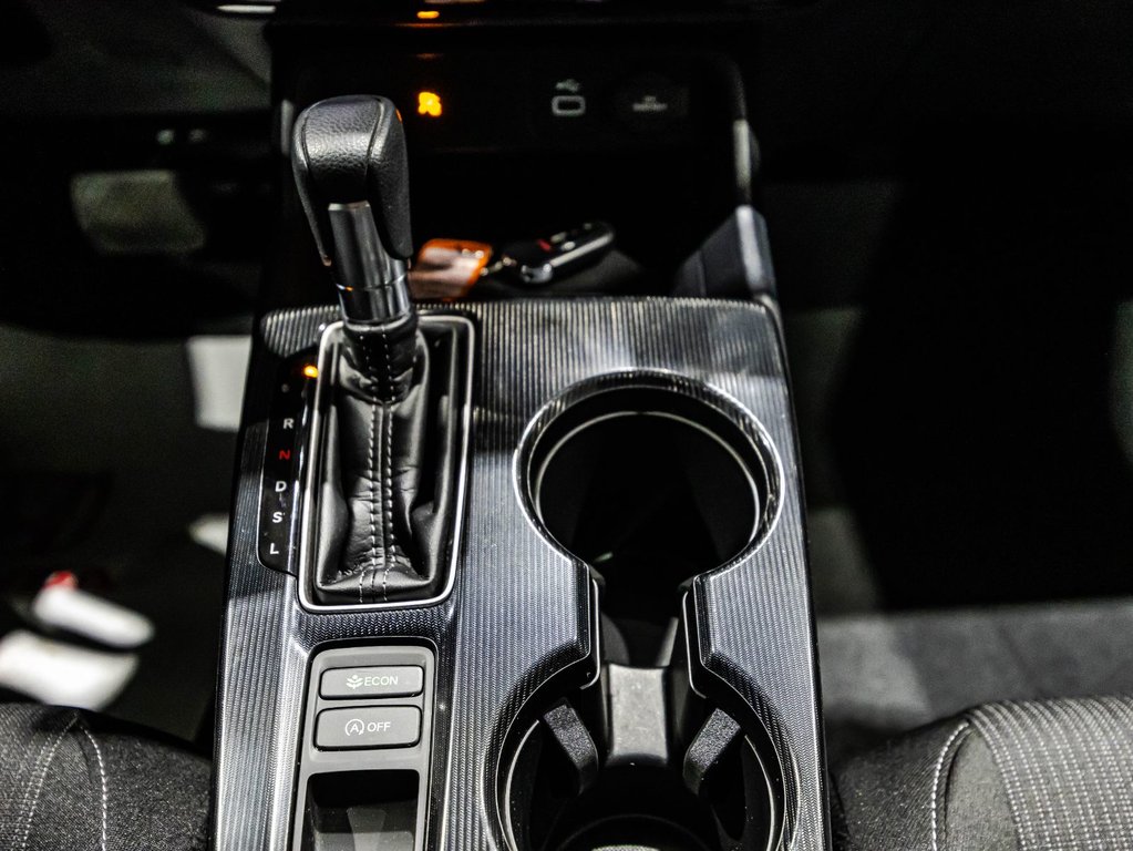 Honda Civic Sedan LX 2023 à , Québec - 24 - w1024h768px