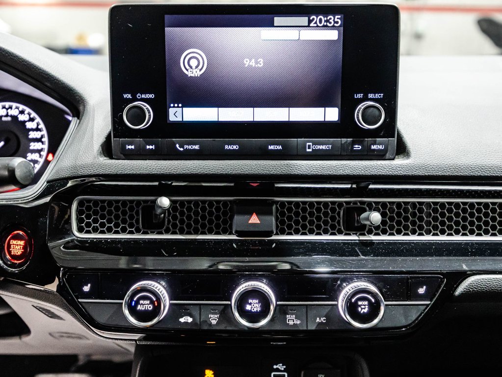 Honda Civic Sedan LX 2023 à , Québec - 22 - w1024h768px