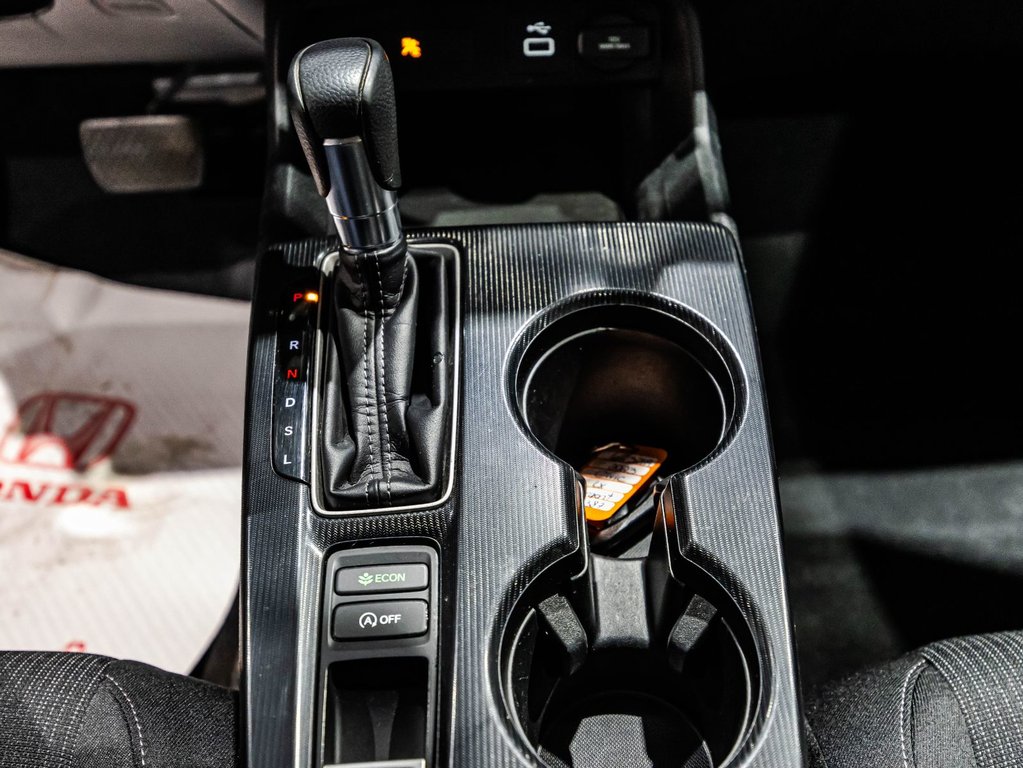 Honda Civic Sedan LX 2023 à , Québec - 23 - w1024h768px