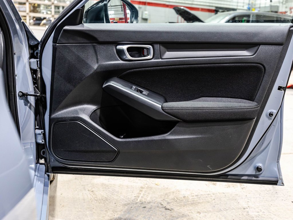 Honda Civic Sedan SPORT 2023 à Lachenaie, Québec - 16 - w1024h768px