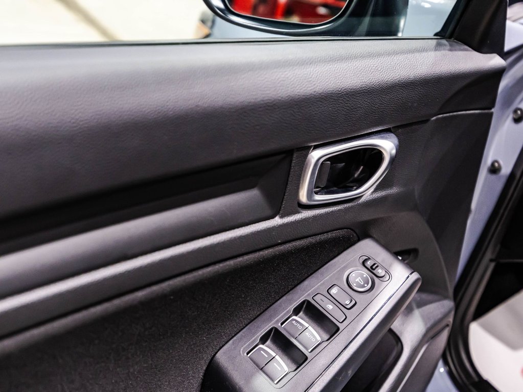 Honda Civic Sedan SPORT 2023 à Lachenaie, Québec - 11 - w1024h768px