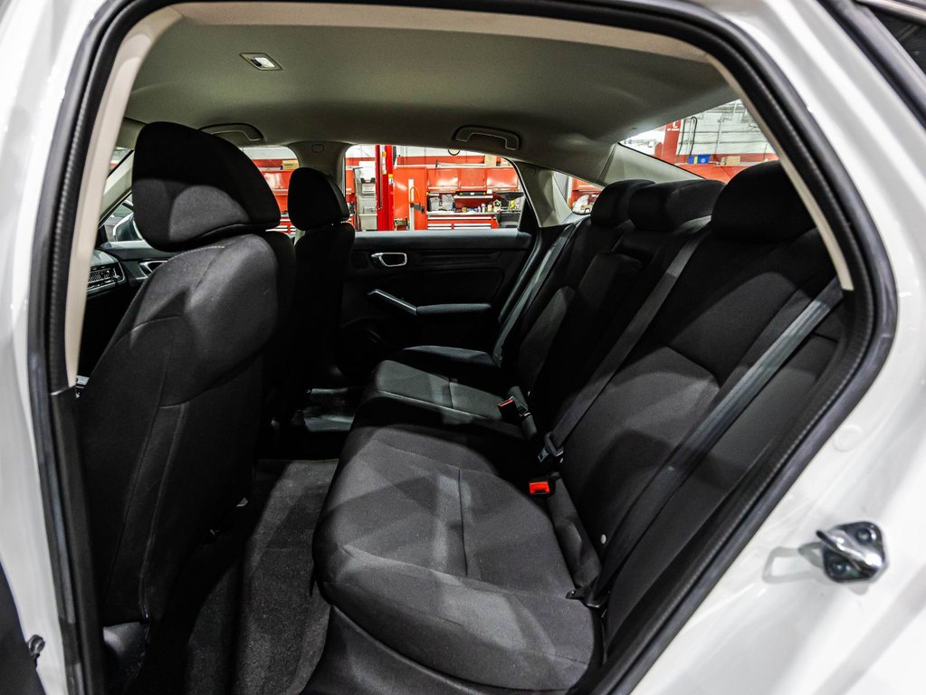 Honda Civic Sedan LX 2023 à Montréal, Québec - 13 - w1024h768px