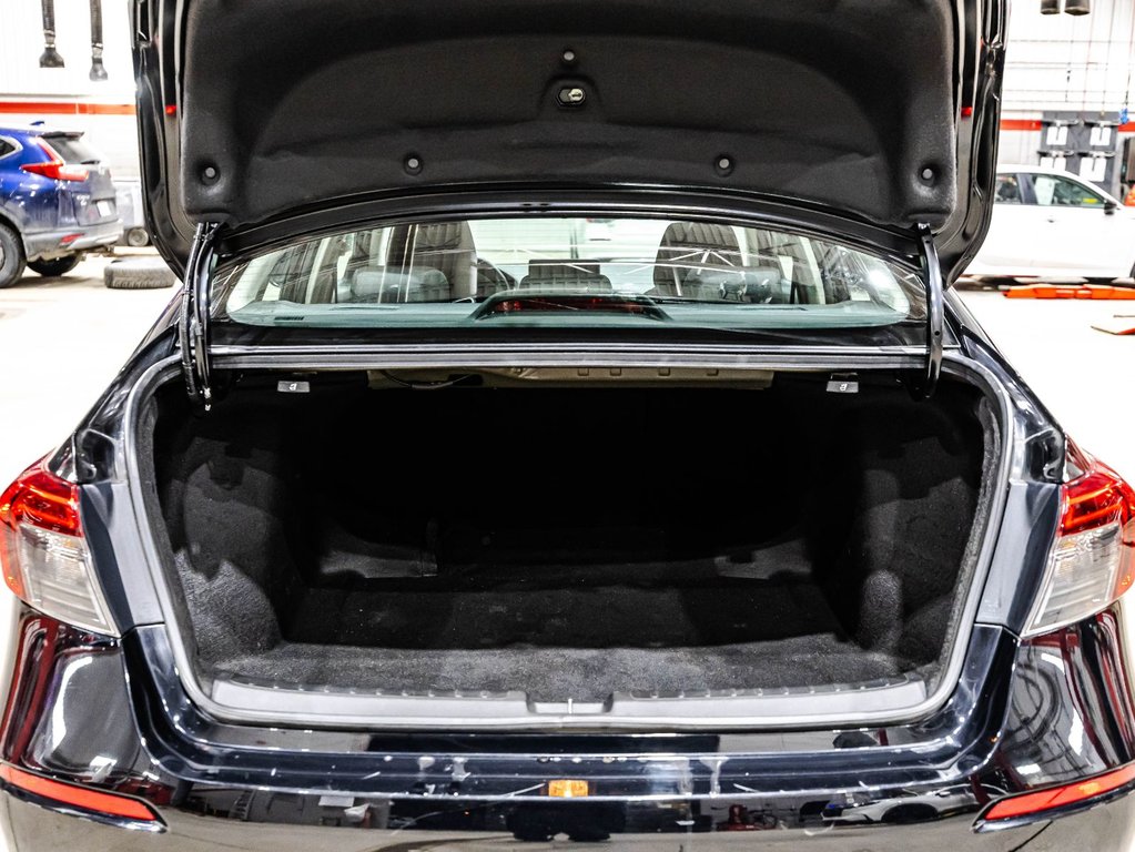 Honda Civic Sedan EX 2023 à Montréal, Québec - 15 - w1024h768px