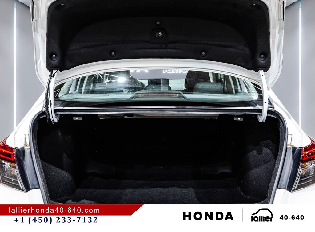 Honda Civic Sedan EX/ UN PROPRIÉTAIRE 2023 à Montréal, Québec - 15 - w1024h768px