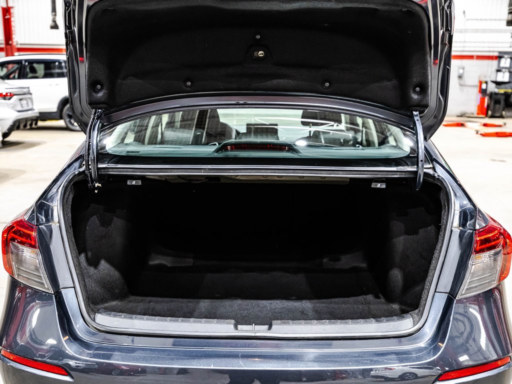 Honda Civic Sedan LX-B 2024 à Lachenaie, Québec - 15 - w1024h768px