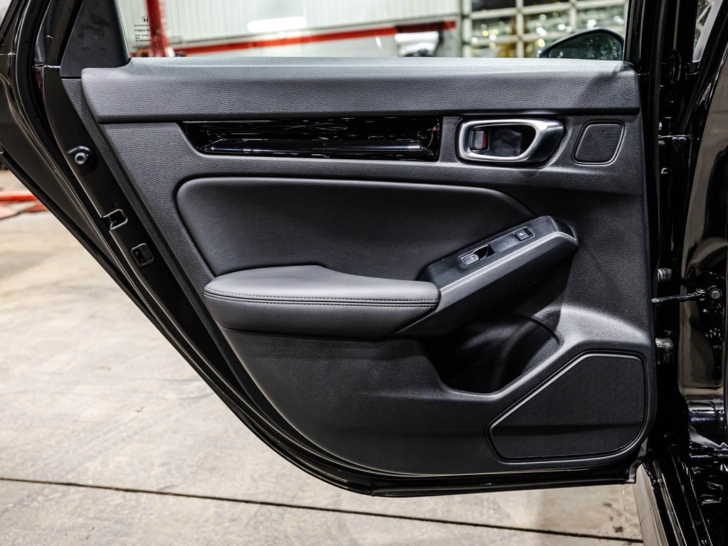 Honda Civic Sedan Touring 2024 à Lachenaie, Québec - 13 - w1024h768px