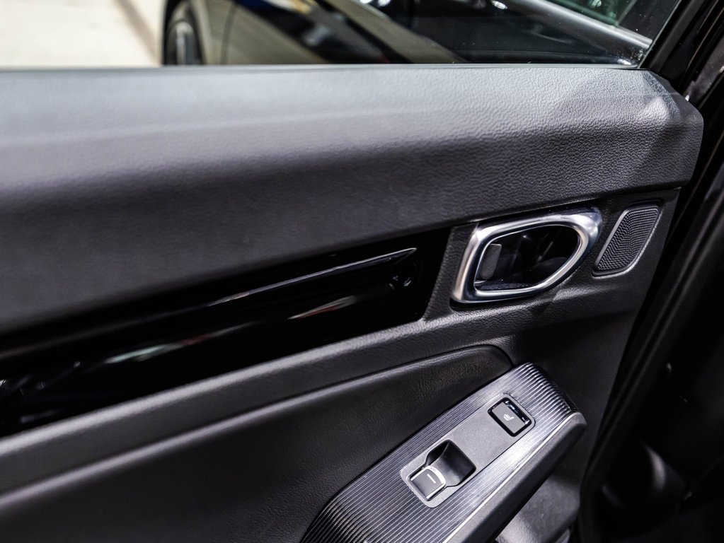 Honda Civic Sedan Touring 2024 à Lachenaie, Québec - 12 - w1024h768px