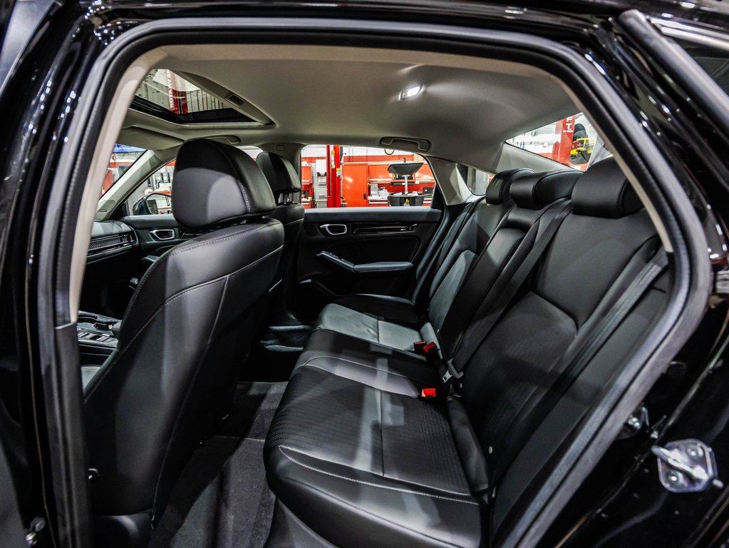 Honda Civic Sedan Touring 2024 à Lachenaie, Québec - 14 - w1024h768px