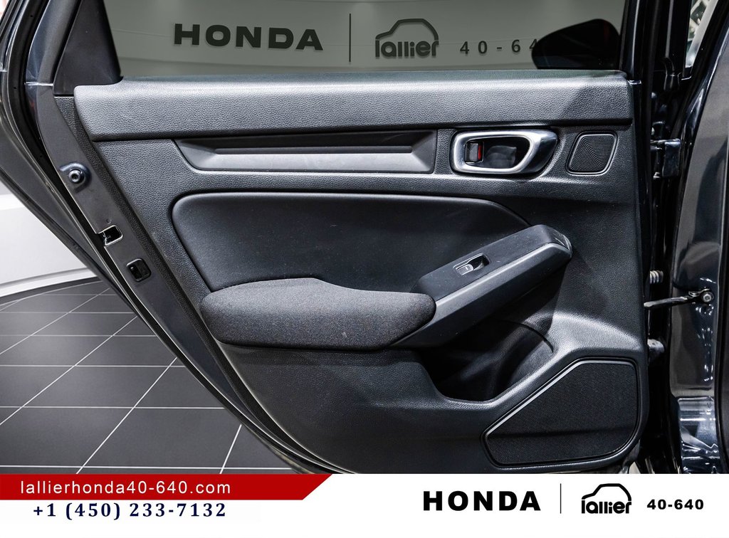 Honda Civic Sedan LX-B 2024 à Montréal, Québec - 12 - w1024h768px