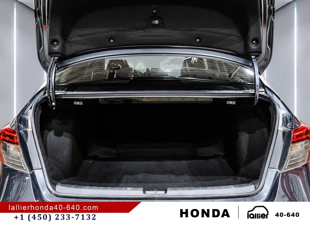 Honda Civic Sedan LX-B/UN PROPRIÉTAIRE 2024 à Montréal, Québec - 15 - w1024h768px