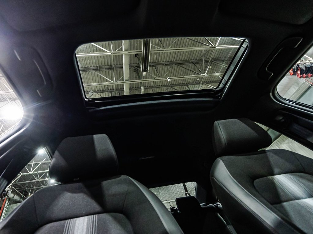 Honda Civic Sedan Sport 2025 à Montréal, Québec - 18 - w1024h768px