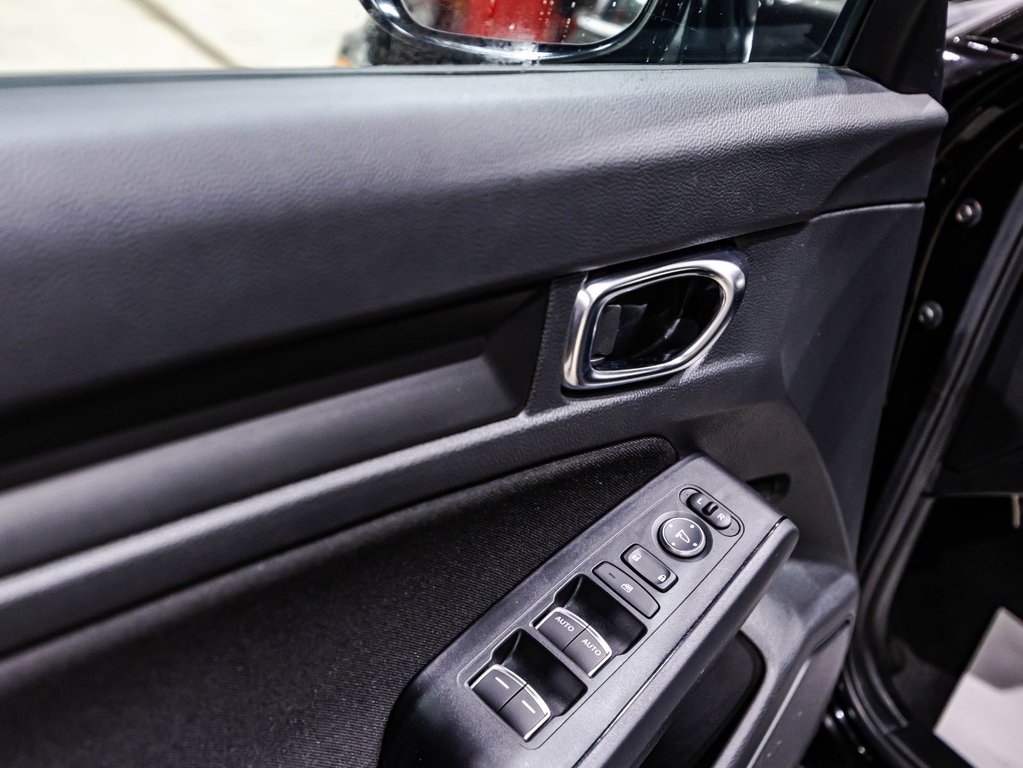 Honda Civic Sedan Sport 2025 à Montréal, Québec - 11 - w1024h768px