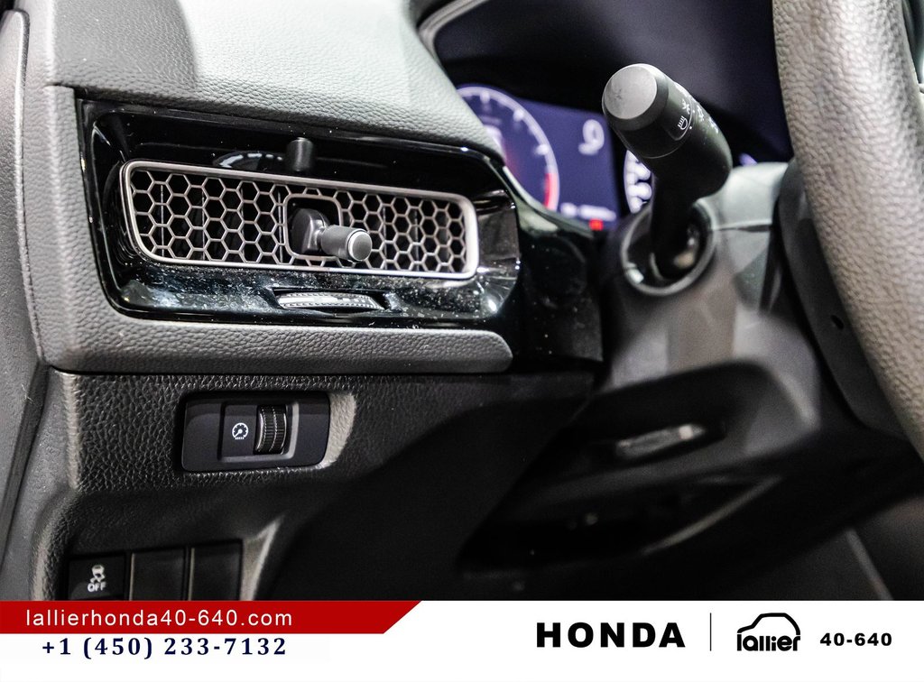 Honda Civic Sedan LX 2025 à Montréal, Québec - 20 - w1024h768px