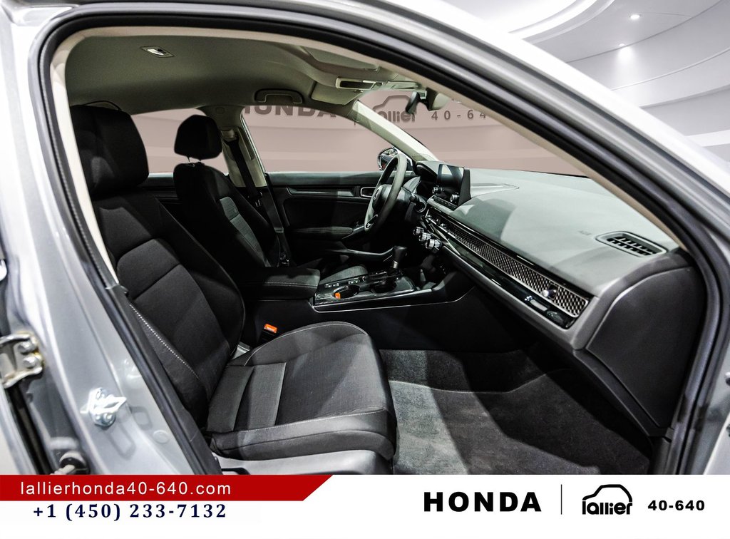Honda Civic Sedan LX 2025 à Montréal, Québec - 17 - w1024h768px