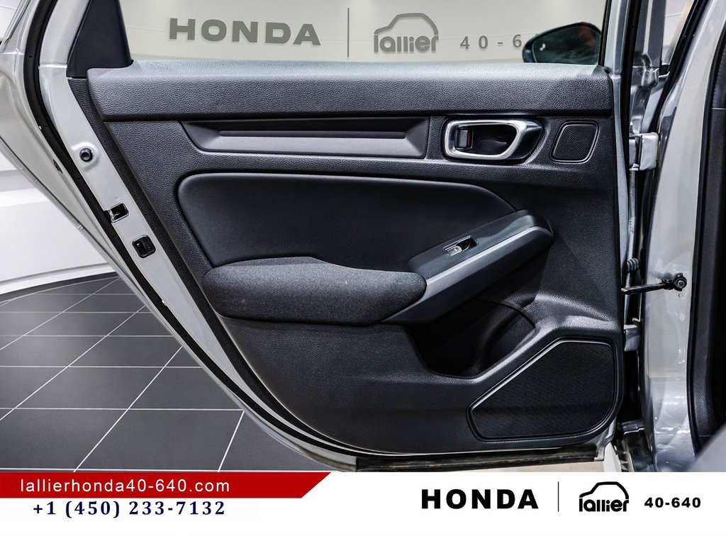 Honda Civic Sedan LX 2025 à Montréal, Québec - 12 - w1024h768px