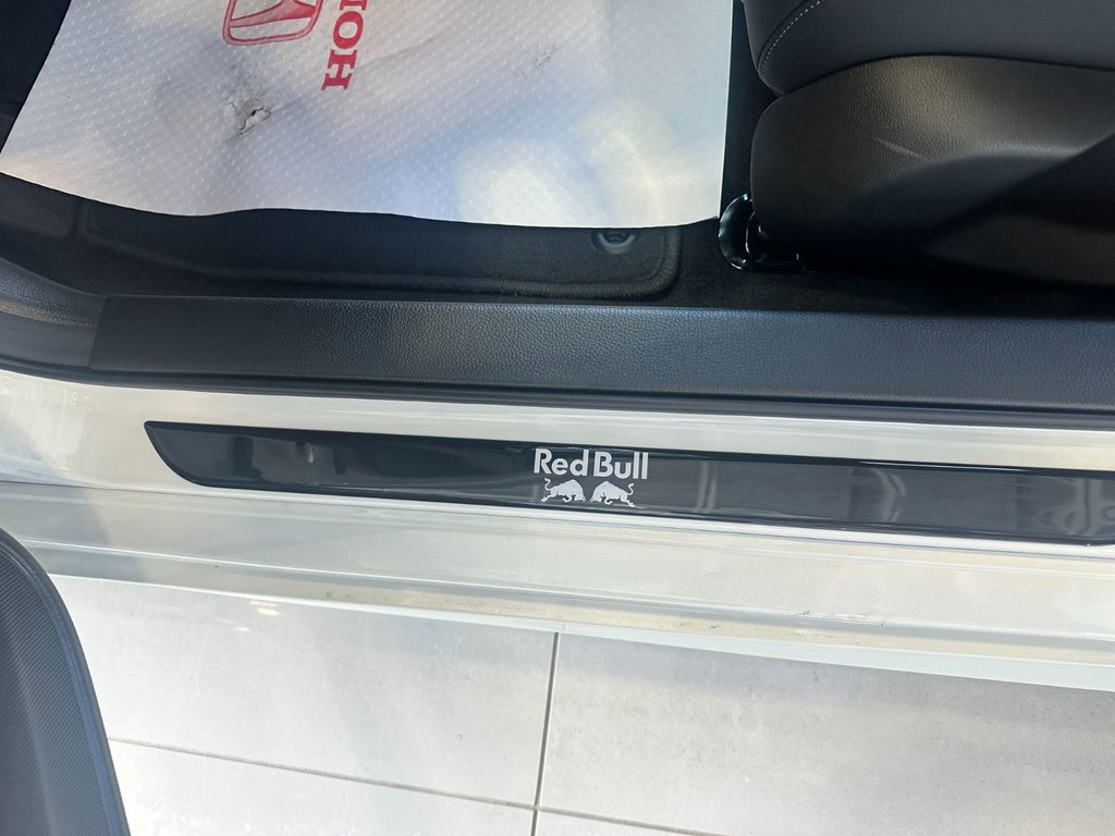 2026 Honda Civic Sedan SPORT RED BULL DEMO in , Quebec - 5 - w1024h768px