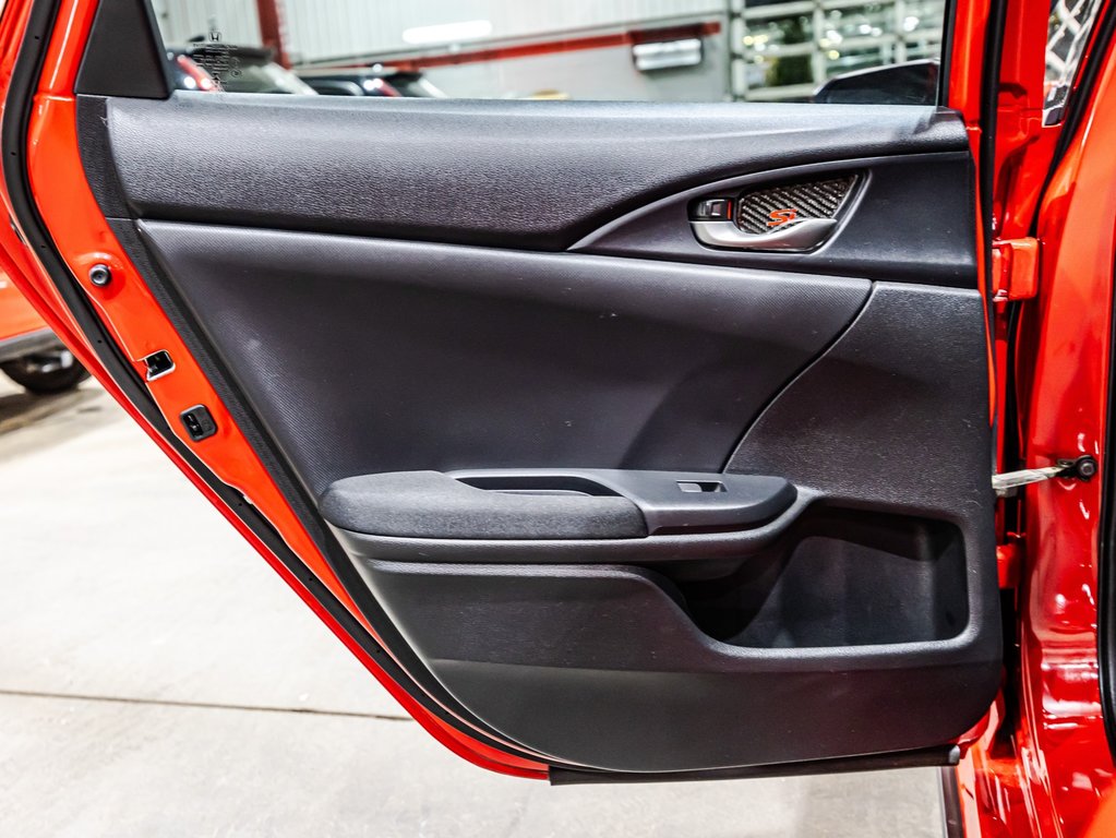 Honda Civic SI sedan  2019 à , Québec - 13 - w1024h768px