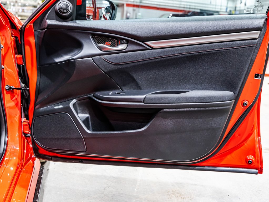 Honda Civic SI sedan  2019 à , Québec - 17 - w1024h768px