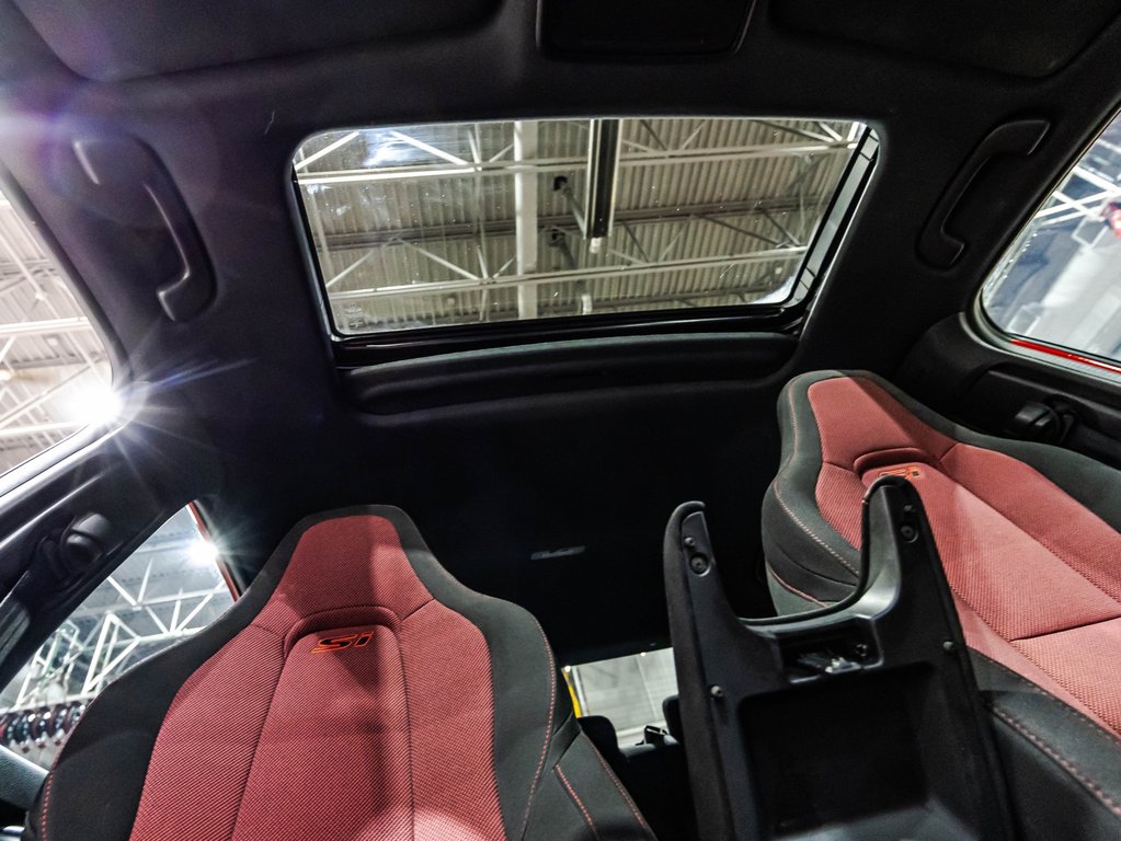 Honda Civic SI sedan  2022 à Lachenaie, Québec - 20 - w1024h768px
