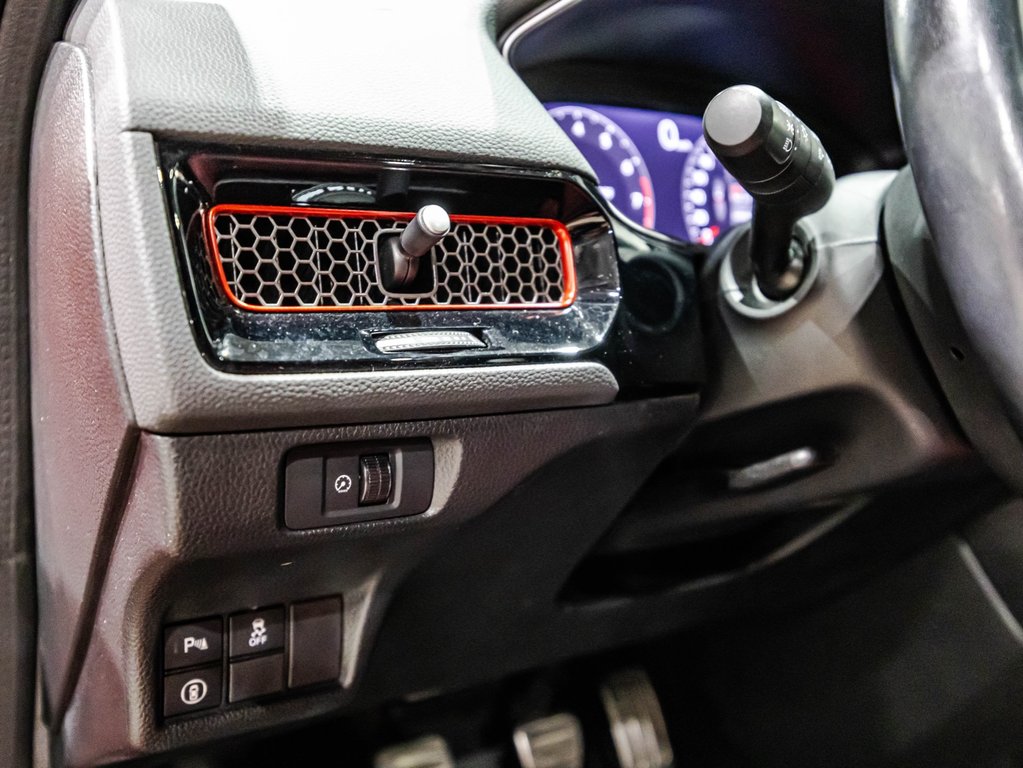 2023 Honda Civic SI sedan in , Quebec - 23 - w1024h768px
