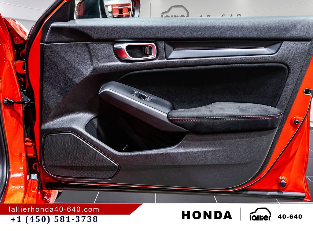 Honda Civic Type R  2023 à Montréal, Québec - 16 - w1024h768px