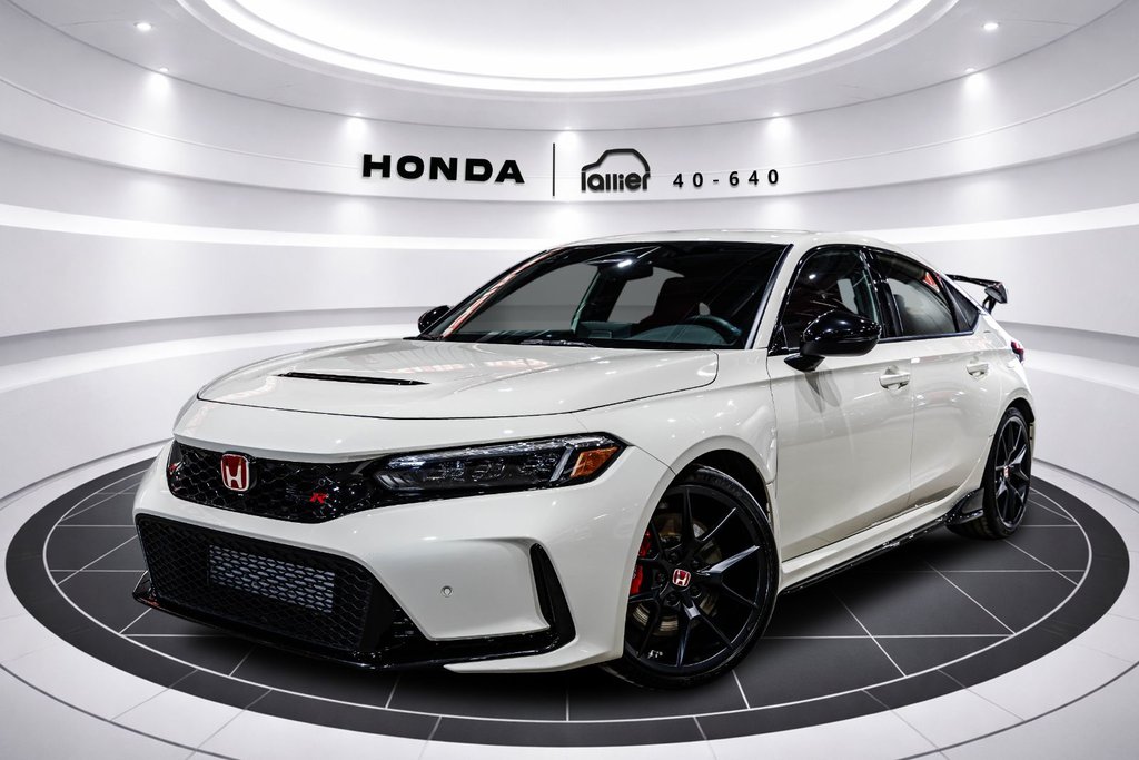 Honda Civic Type R  2025 à Montréal, Québec - 1 - w1024h768px