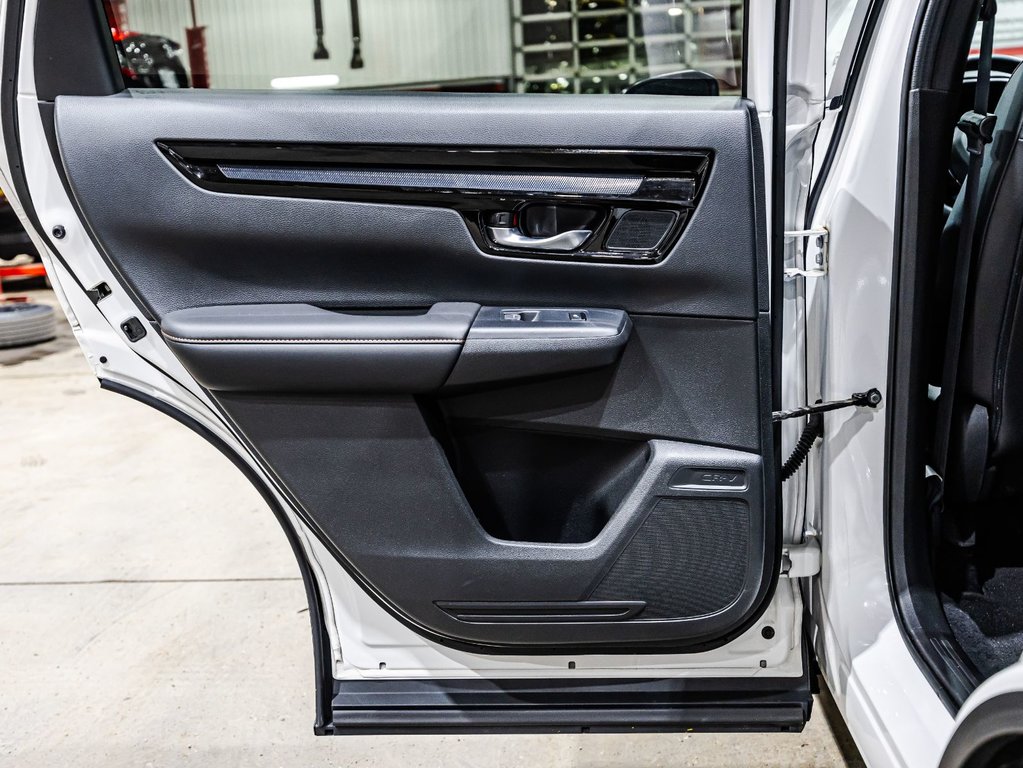 2023 Honda CR-V HYBRID Touring in , Quebec - 13 - w1024h768px