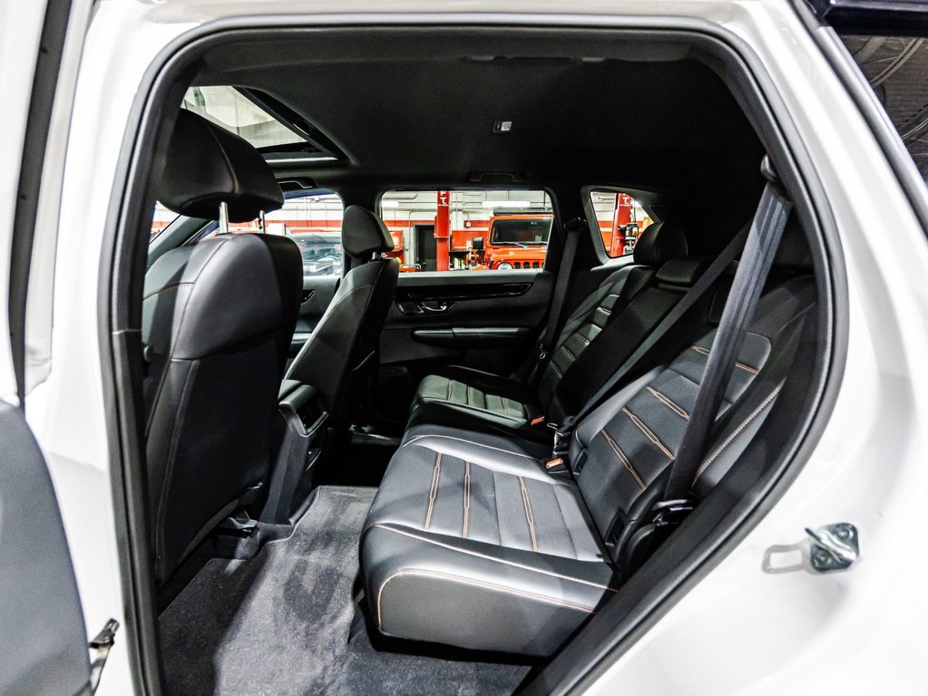 2023 Honda CR-V HYBRID Touring in , Quebec - 14 - w1024h768px