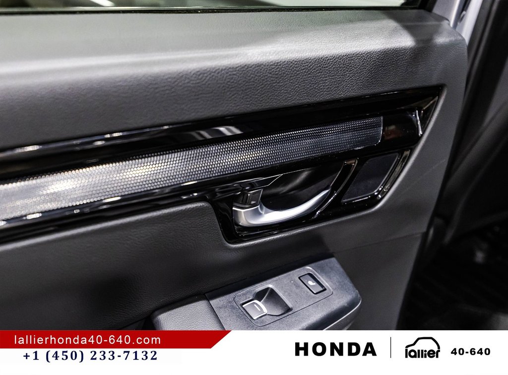 2023 Honda CR-V Hybrid Touring in Montréal, Quebec - 12 - w1024h768px