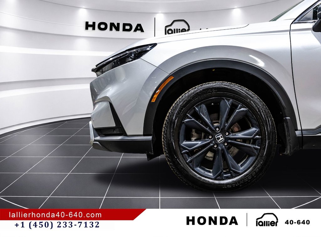 2023 Honda CR-V Hybrid Touring in Montréal, Quebec - 10 - w1024h768px
