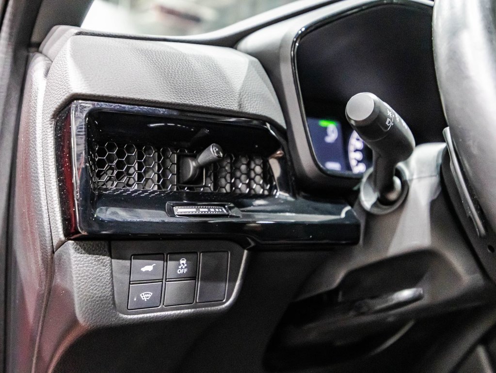 2024 Honda CR-V HYBRID Touring in Lachenaie, Quebec - 23 - w1024h768px