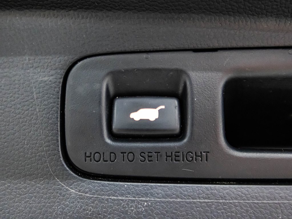 Honda CR-V Hybrid Touring 2024 à , Québec - 16 - w1024h768px