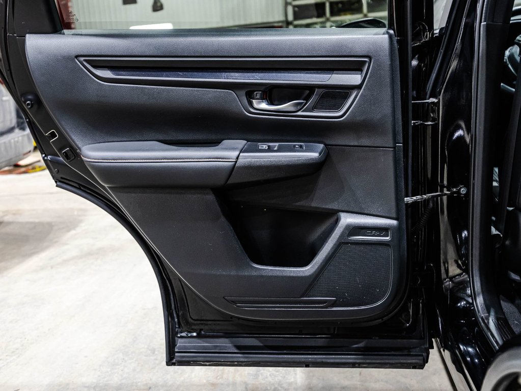 Honda CR-V Hybrid EX-L 2024 à Montréal, Québec - 13 - w1024h768px