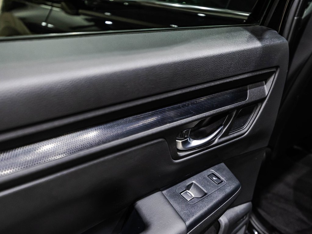 Honda CR-V Hybrid EX-L 2024 à Montréal, Québec - 12 - w1024h768px