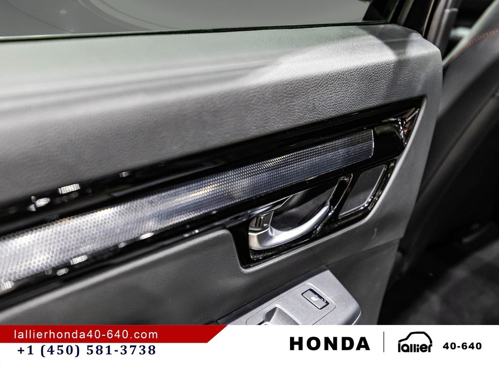 Honda CR-V Hybrid Touring 2024 à Lachenaie, Québec - 12 - w1024h768px